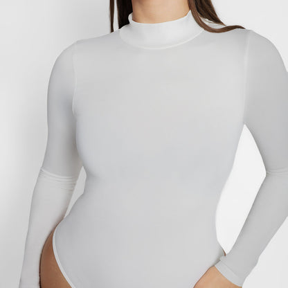 Sara Tanga Bodi uz Vrat Koji Oblikuje Tijelo